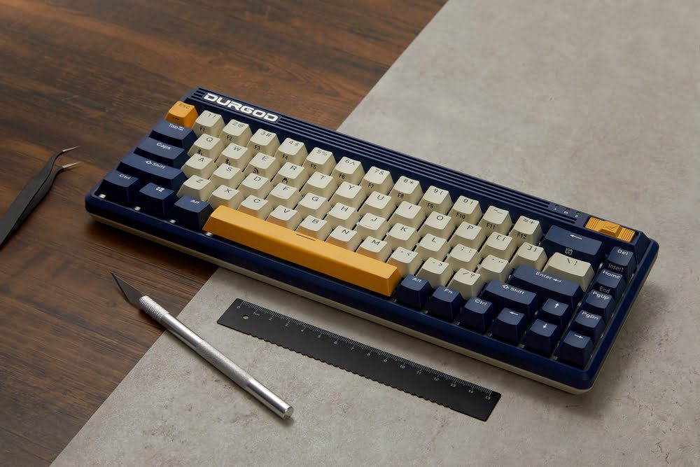 Durgod Fusion 65% Bluetooth 5.0 2.4G Wireless Mechanical Keyboard cherry switch type c software macro NKRO PBT Doubleshot keycap Durgod Fusion 65% Bluetooth 5.0 2.4G Wireless Mechanical Keyboard cherry switch type c software macro NKRO PBT Doubleshot keycap