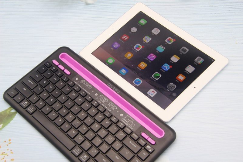 Dareu LK200 bluetooth keyboard Ultra-thin portable universal wireless keyboard for ipad PC mobile phone Dareu LK200 bluetooth keyboard Ultra-thin portable universal wireless keyboard for ipad PC mobile phone
