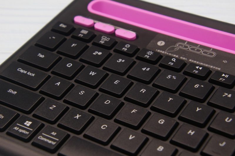 Dareu LK200 bluetooth keyboard Ultra-thin portable universal wireless keyboard for ipad PC mobile phone Dareu LK200 bluetooth keyboard Ultra-thin portable universal wireless keyboard for ipad PC mobile phone