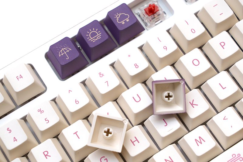 143 Keys/set Carmine Cloud Keycaps PBT Dye Subbed Key Cap Cherry Profile Key Caps For Keychron Anne GK64 Poker Varmilo FL980 143 Keys/set Carmine Cloud Keycaps PBT Dye Subbed Key Cap Cherry Profile Key Caps For Keychron Anne GK64 Poker Varmilo FL980