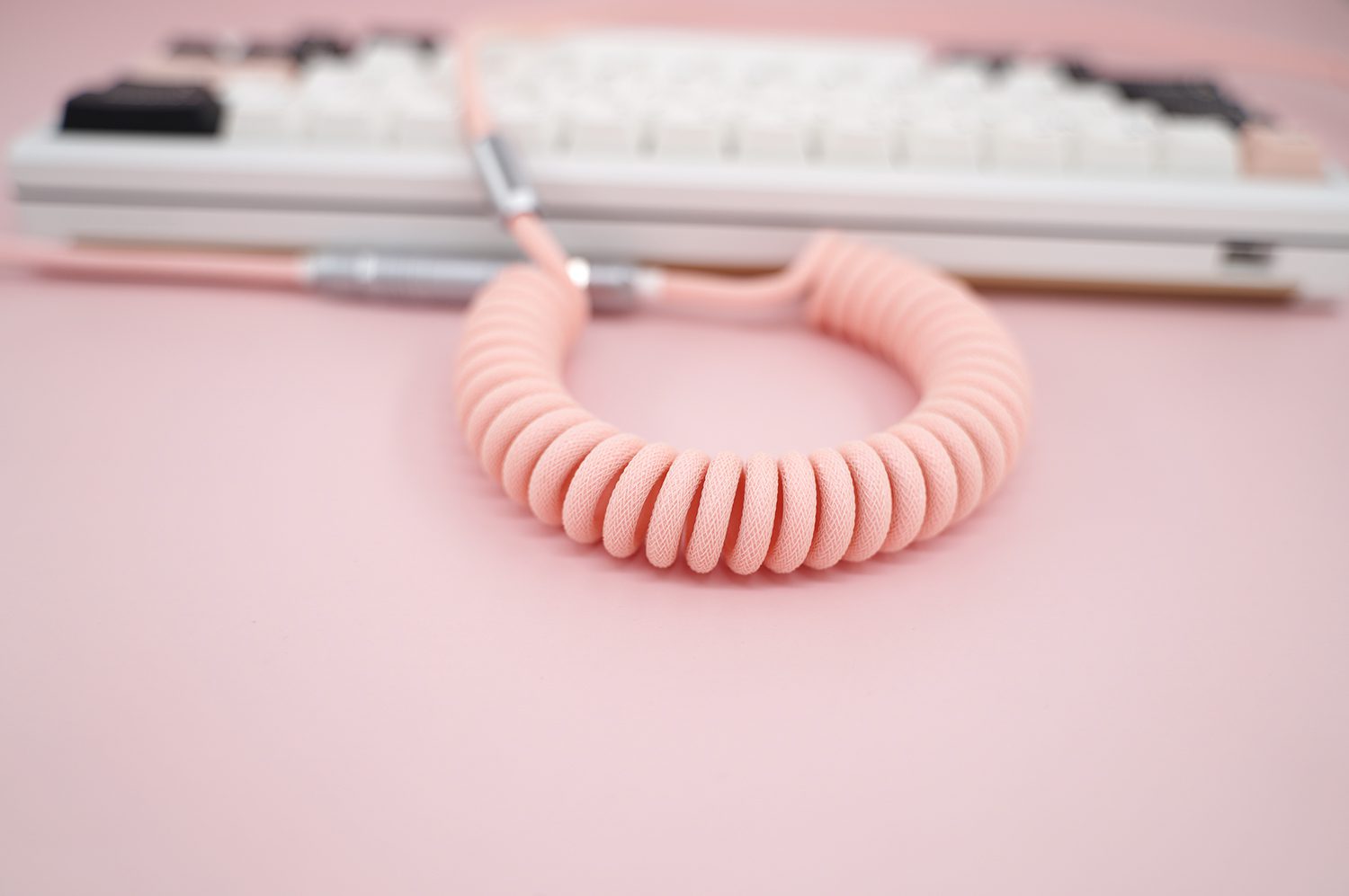 GeekCable Customized Mechanical Keyboard Data Cable For GMK Theme SP Keycaps For Filco For Varmilo Theme Full Pink Handmade