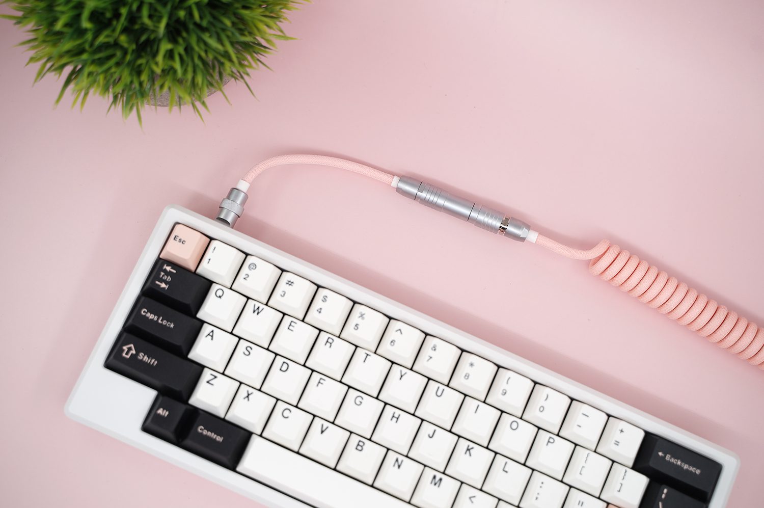 GeekCable Customized Mechanical Keyboard Data Cable For GMK Theme SP Keycaps For Filco For Varmilo Theme Full Pink Handmade