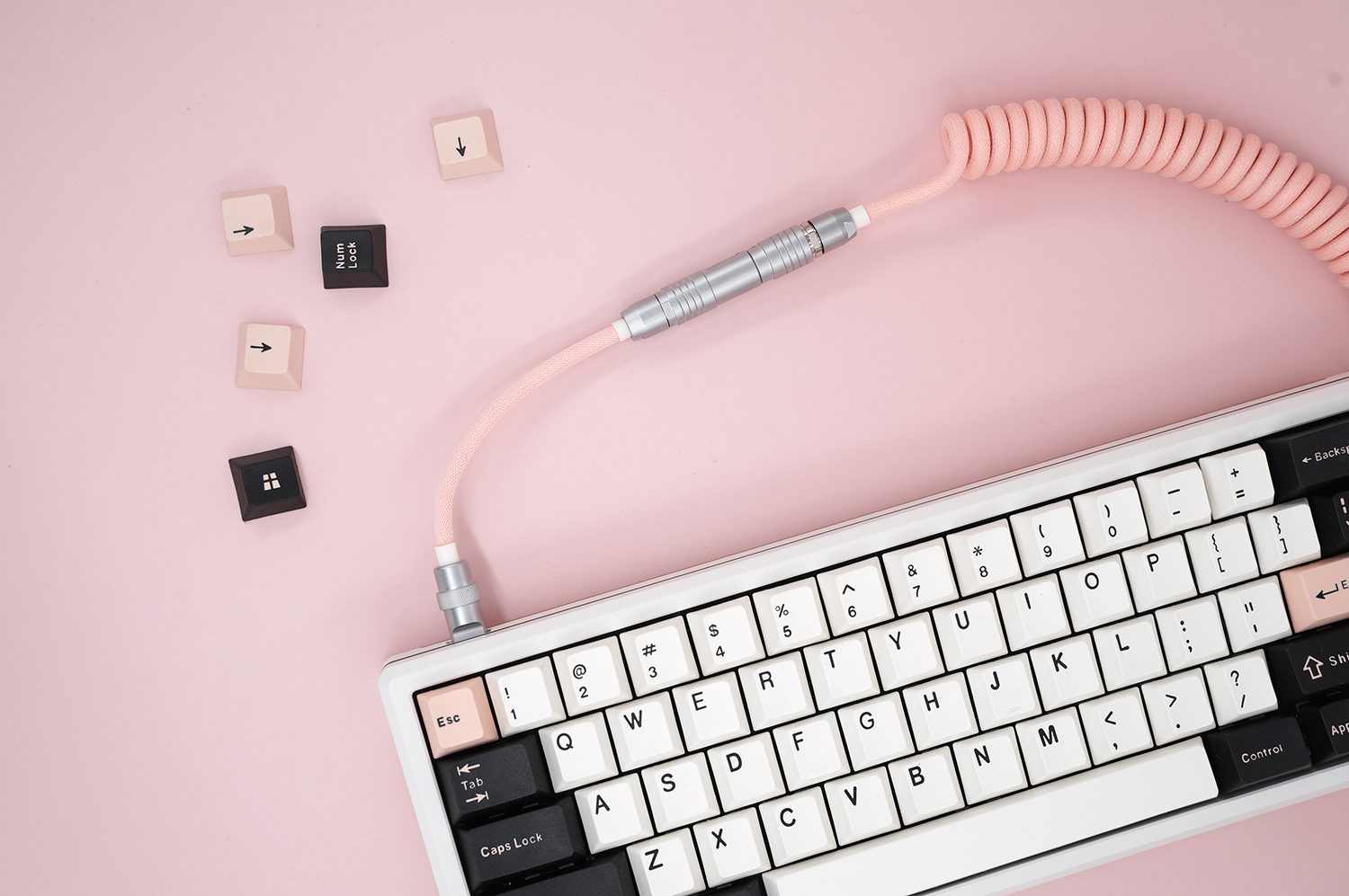 GeekCable Customized Mechanical Keyboard Data Cable For GMK Theme SP Keycaps For Filco For Varmilo Theme Full Pink Handmade