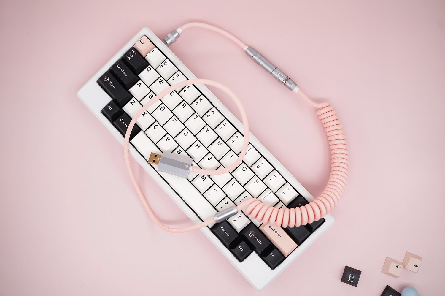 GeekCable Customized Mechanical Keyboard Data Cable For GMK Theme SP Keycaps For Filco For Varmilo Theme Full Pink Handmade