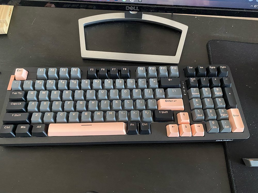 DAREU A98 Wired Mechanical Keyboard PC Gamer Linear Switch 98 Keys Hotswappable Gasket RGB Macro Set KB Gamer Accessories DAREU A98 Wired Mechanical Keyboard PC Gamer Linear Switch 98 Keys Hotswappable Gasket RGB Macro Set KB Gamer Accessories