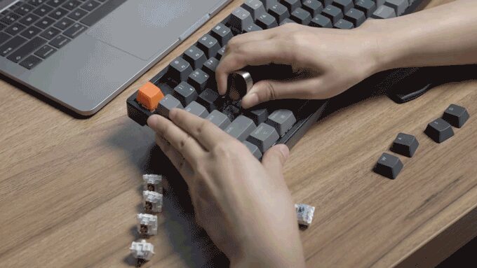 Keychron K8 J Wireless Bluetooth Mechanical Keyboard Gateron Hot-Swappable Switch RGB Backlight Aluminum Frame for Mac Keychron K8 J Wireless Bluetooth Mechanical Keyboard Gateron Hot-Swappable Switch RGB Backlight Aluminum Frame for Mac