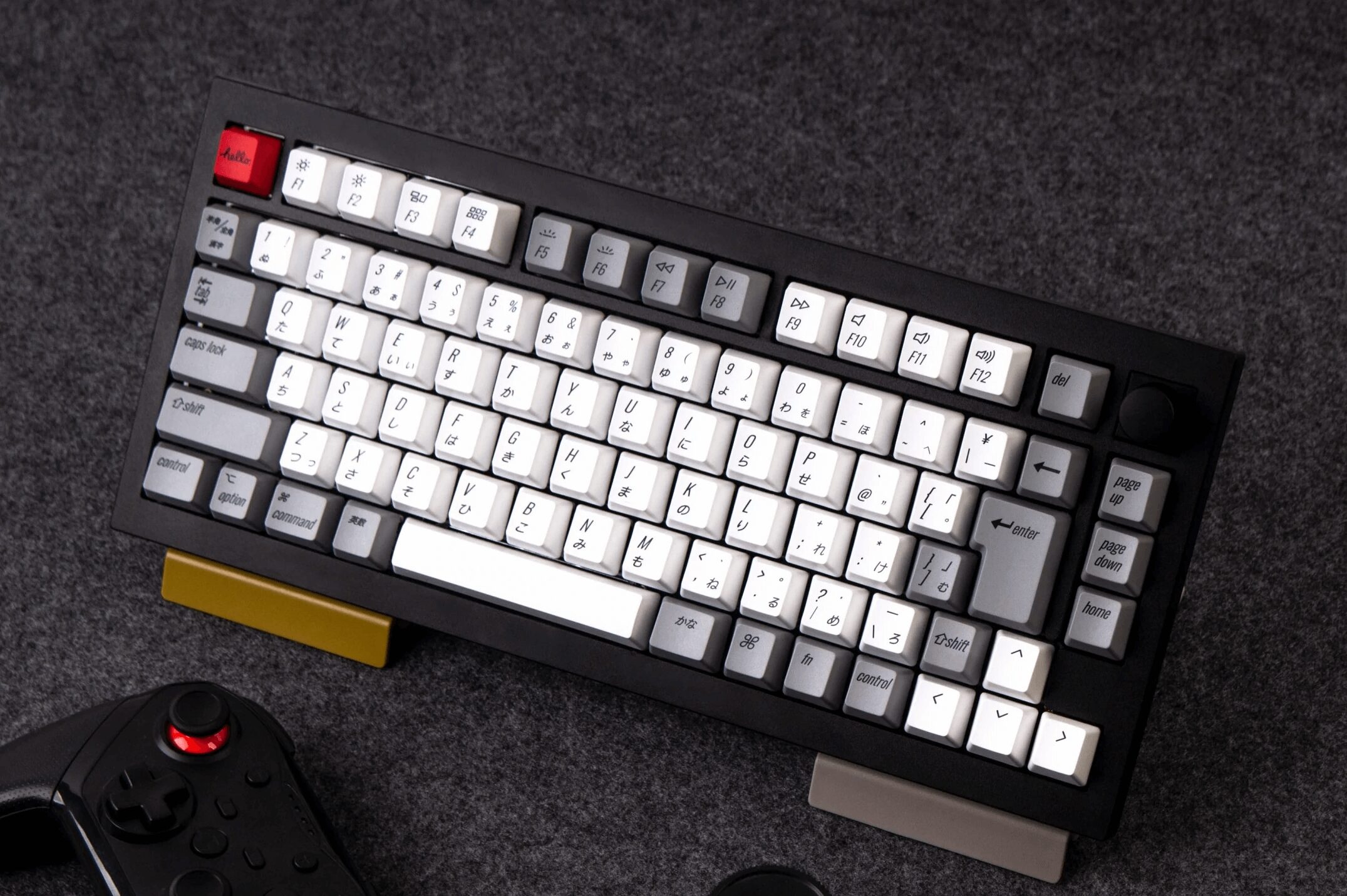 Keychron Q1 Japan JIS Layout QMK Custom Mechanical Keyboard Fully Assembled Knob Carbon Black Retro Keycaps Keychron Q1 Japan JIS Layout QMK Custom Mechanical Keyboard Fully Assembled Knob Carbon Black Retro Keycaps
