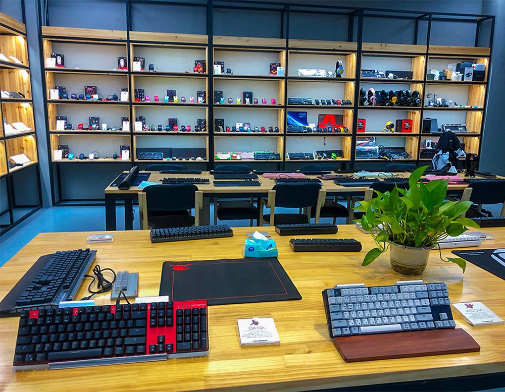 60% Motospeed CK61 RGB Gaming Mechanical Keyboard 61 Keys USB Wired LED Backlight Portable Laser Keyboards For PC Computer Gamer 60% Motospeed CK61 RGB Gaming Mechanical Keyboard 61 Keys USB Wired LED Backlight Portable Laser Keyboards For PC Computer Gamer