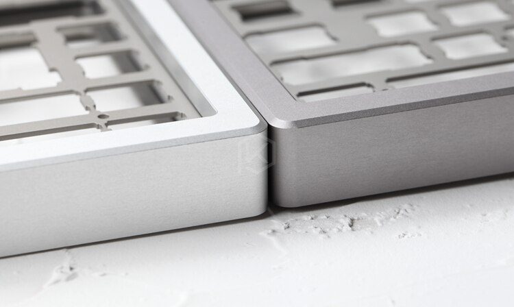 Anodized Aluminium case for eepw84 xd84 custom keyboard acrylic panels diffuser can support Rotary brace supporter Anodized Aluminium case for eepw84 xd84 custom keyboard acrylic panels diffuser can support Rotary brace supporter