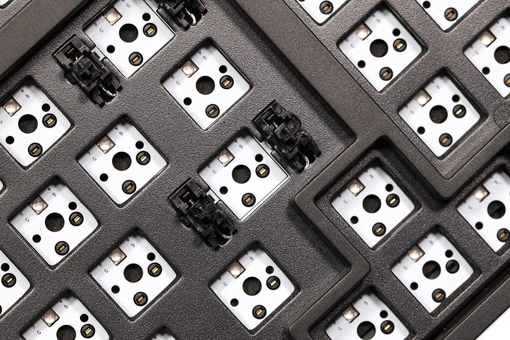 Feker 98 3 Mode Wireless 98% Mechanical Keyboard kit hot swappable switch lighting effects RGB led type c 2.4G BT Feker 98 3 Mode Wireless 98% Mechanical Keyboard kit hot swappable switch lighting effects RGB led type c 2.4G BT