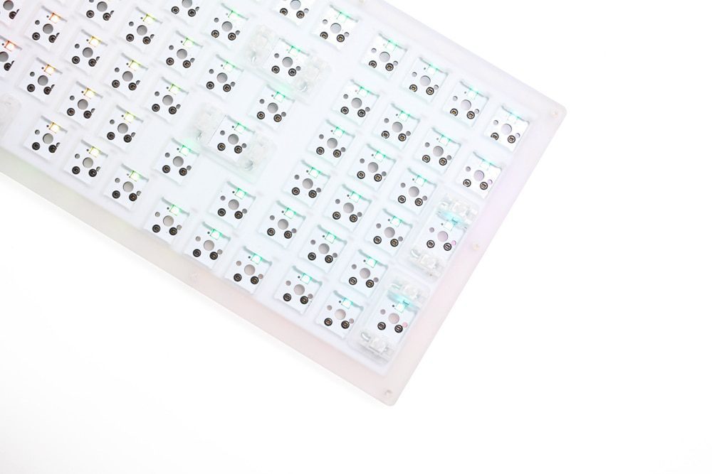 Feker Machinic 02 980 Mechanical Keyboard kit PCB CASE hot swappable switch support lighting effects with RGB switch led type c Feker Machinic 02 980 Mechanical Keyboard kit PCB CASE hot swappable switch support lighting effects with RGB switch led type c