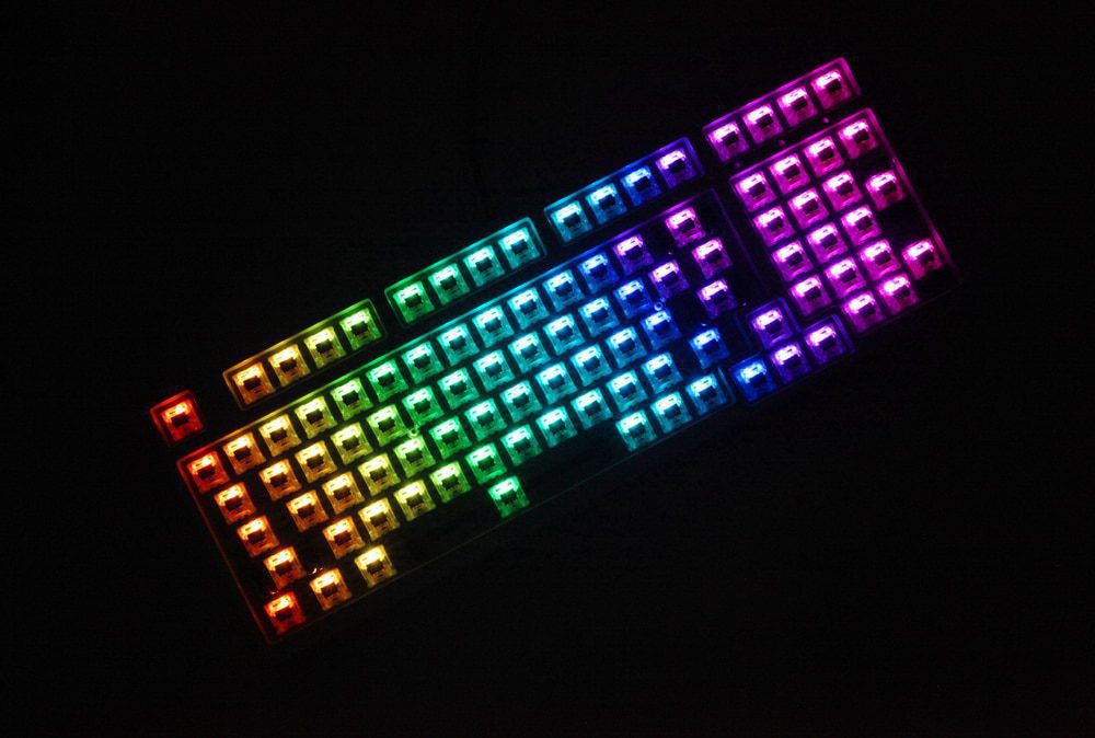 bm980rgb bm980 rgb hot swappable Custom Mechanical Keyboard PCB programmed qmk VIA firmware full rgb switch underglow type c