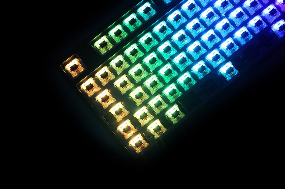 BM80 ISO bm80rgb 80% rgb hot swappable Custom Mechanical Keyboard PCB programmed rgb switch underglow type c qmk VIA BM80 ISO bm80rgb 80% rgb hot swappable Custom Mechanical Keyboard PCB programmed rgb switch underglow type c qmk VIA