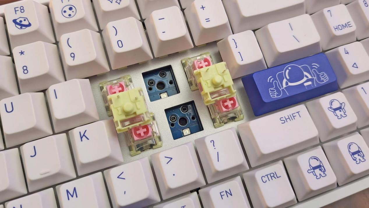 2qV4S3dCVmEyiMmbLqcdGF