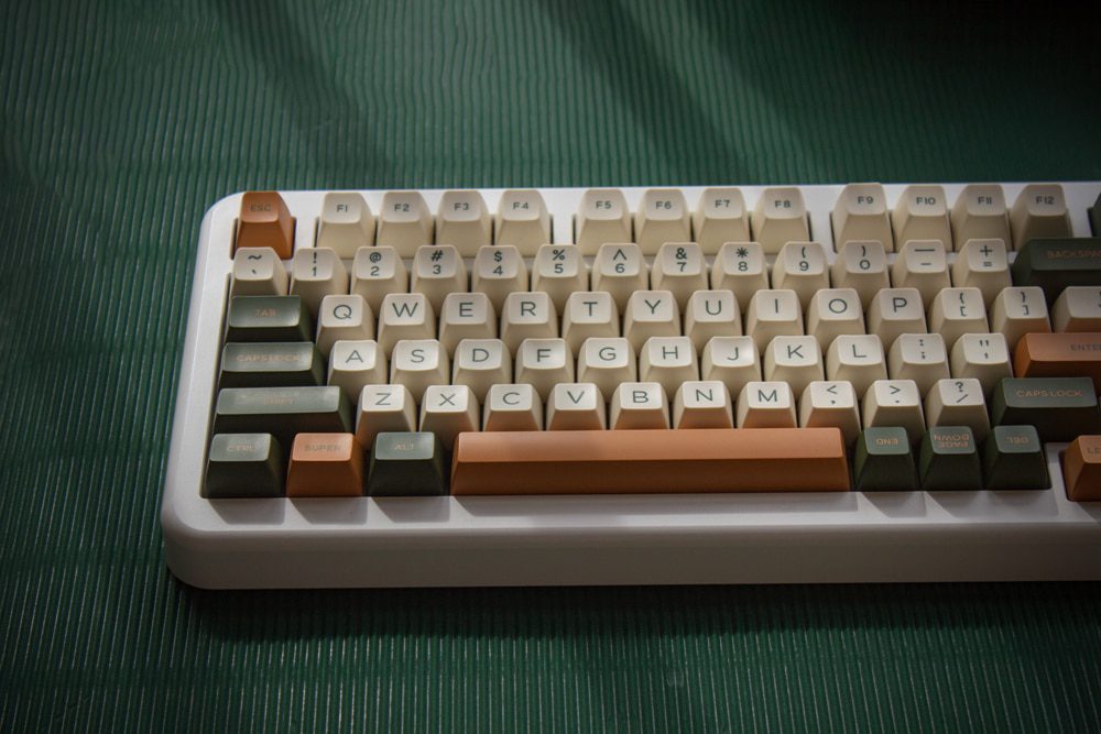 Glove X Domikey SA Avostar abs doubleshot Avocado keycap for mx stem keyboard poker 87 104 gh60 xd64 xd68 xd87 bm60 bm65 bm80 Glove X Domikey SA Avostar abs doubleshot Avocado keycap for mx stem keyboard poker 87 104 gh60 xd64 xd68 xd87 bm60 bm65 bm80