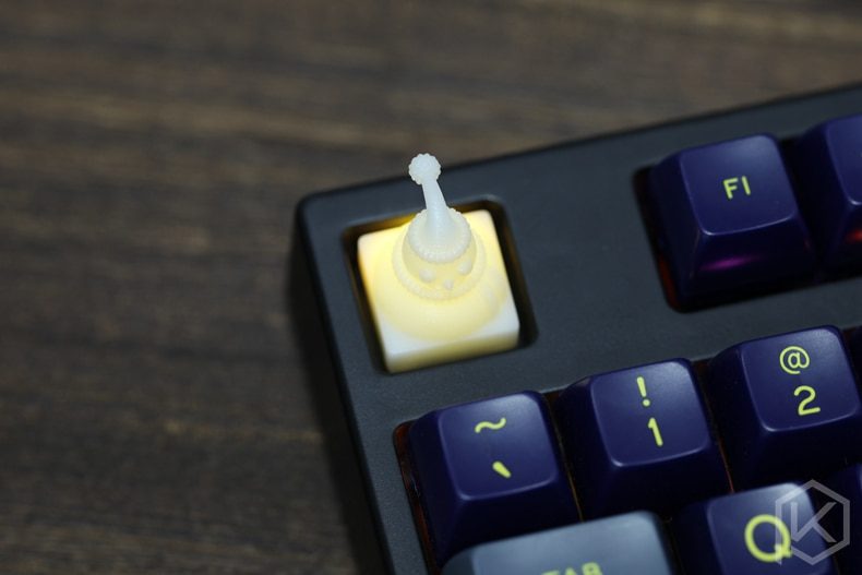 Novelty Shine Through Keycaps 3d printed print printing pla snowman custom mechanical keyboards light Cherry MX compatible Novelty Shine Through Keycaps 3d printed print printing pla snowman custom mechanical keyboards light Cherry MX compatible
