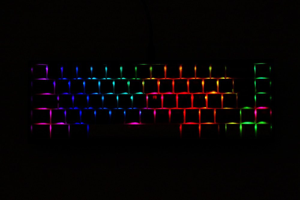 bm65rgb bm65 ISO rgb 65%  hot swappable Custom Mechanical Keyboard PCB programmed qmk VIA firmware rgb switch underglow type c