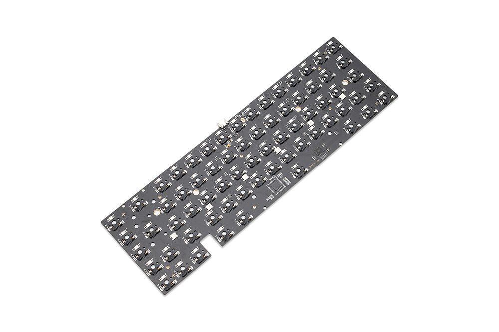 bm65rgb bm65 ISO rgb 65%  hot swappable Custom Mechanical Keyboard PCB programmed qmk VIA firmware rgb switch underglow type c