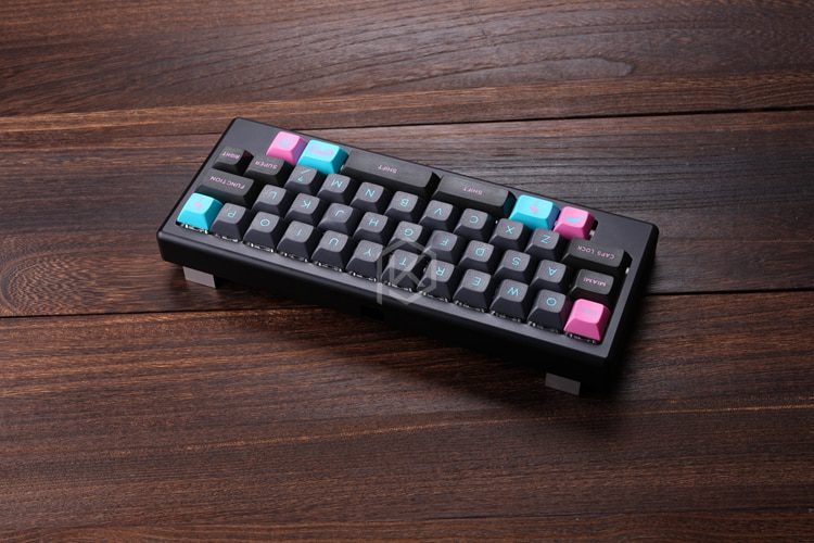 Anodized Aluminium case for daisy 40% hhkb layout custom keyboard acrylic panels diffuser can support daisy Anodized Aluminium case for daisy 40% hhkb layout custom keyboard acrylic panels diffuser can support daisy
