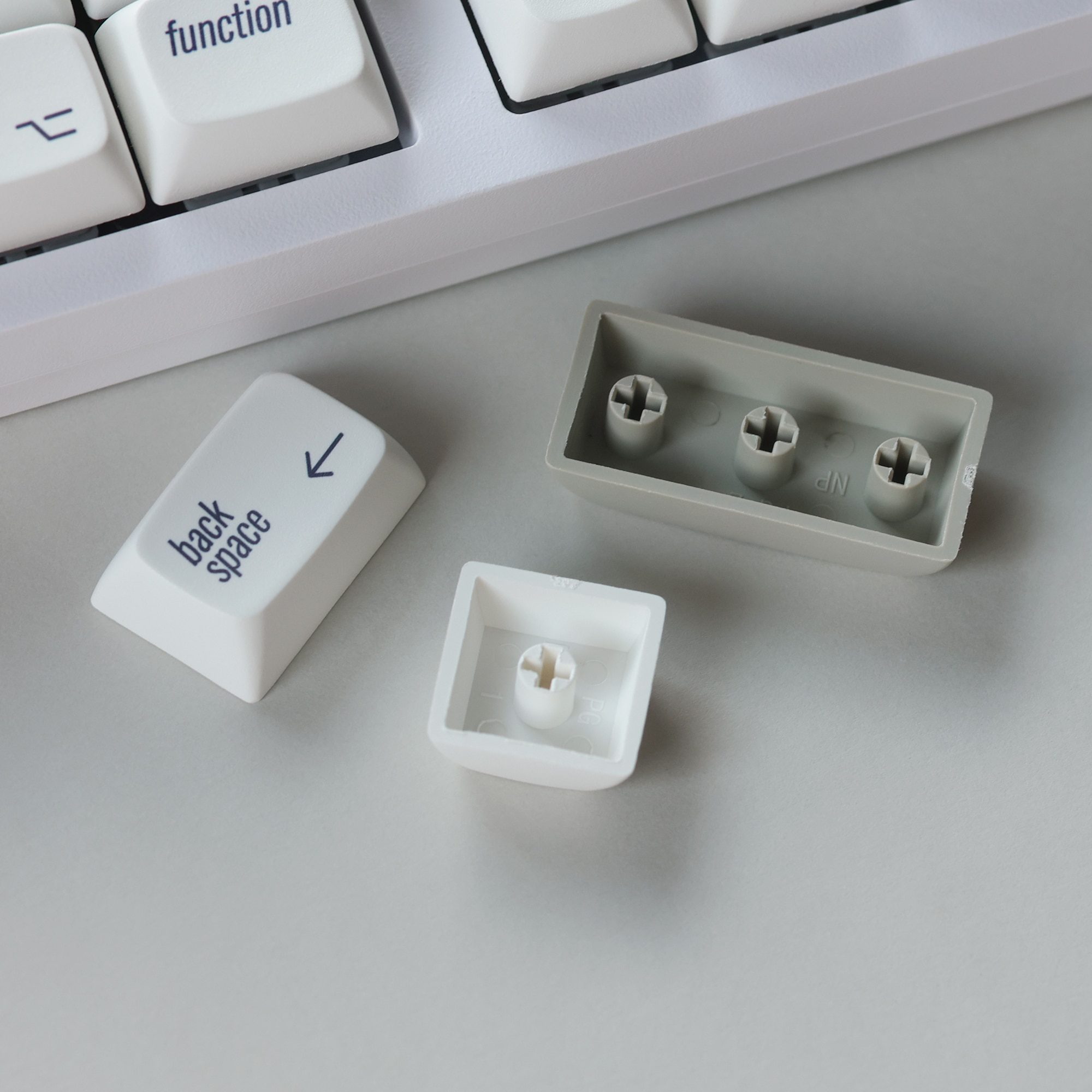 NP PBT Simple Keycaps Set NP PBT Simple Keycaps Set