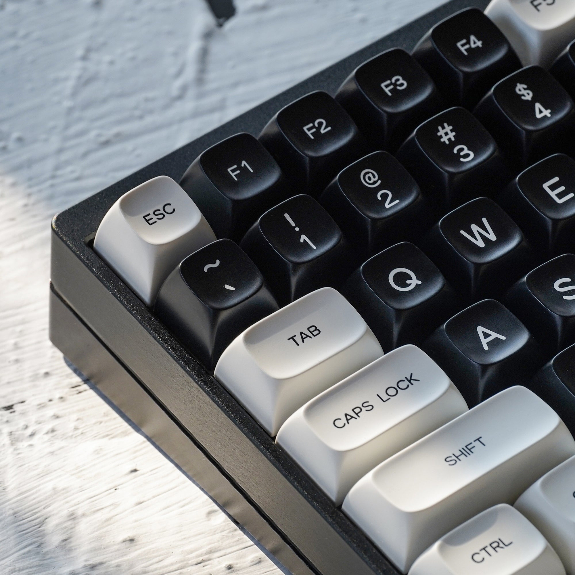 KBDfans PGA Profile Black And White Doubleshot Keycaps Set ABS Material Fit Cherry MX switches 61/63/67/68/84/87/104keys