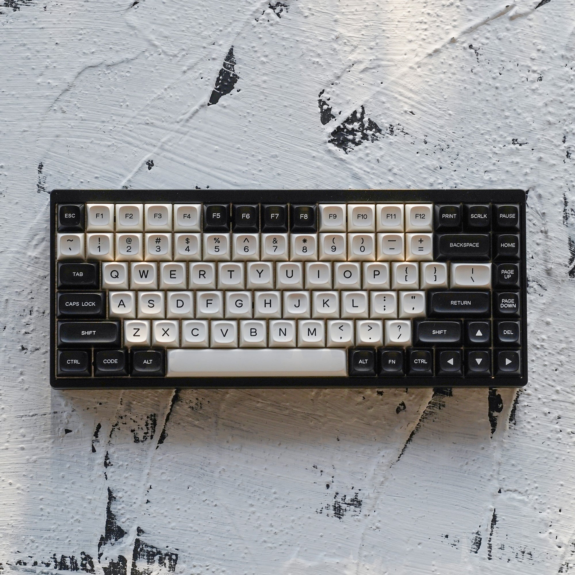 KBDfans PGA Profile Black And White Doubleshot Keycaps Set ABS Material Fit Cherry MX switches 61/63/67/68/84/87/104keys