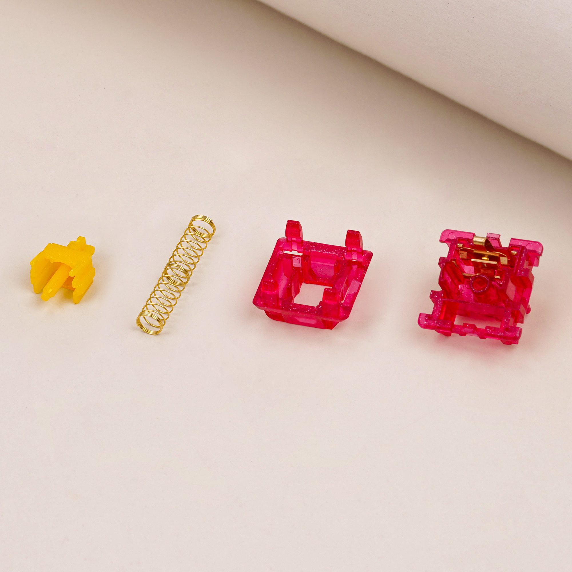 Tecsee Sapphire and Ruby Switches PC MiX Housing Gold-plated Progressive Spring 63.5g For Mechanical Keyboard 5pin Switch