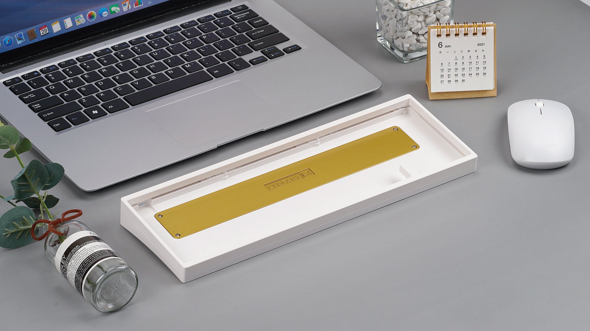 KBD67 V3 Gasket Mount Aluminum Case KBD67 V3 Gasket Mount Aluminum Case