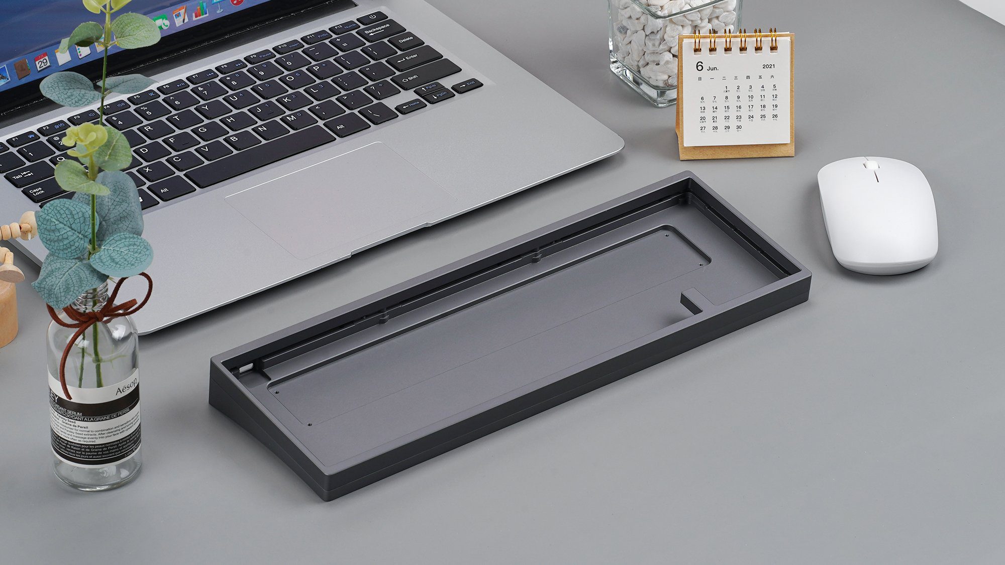 KBD67 V3 Gasket Mount Aluminum Case KBD67 V3 Gasket Mount Aluminum Case