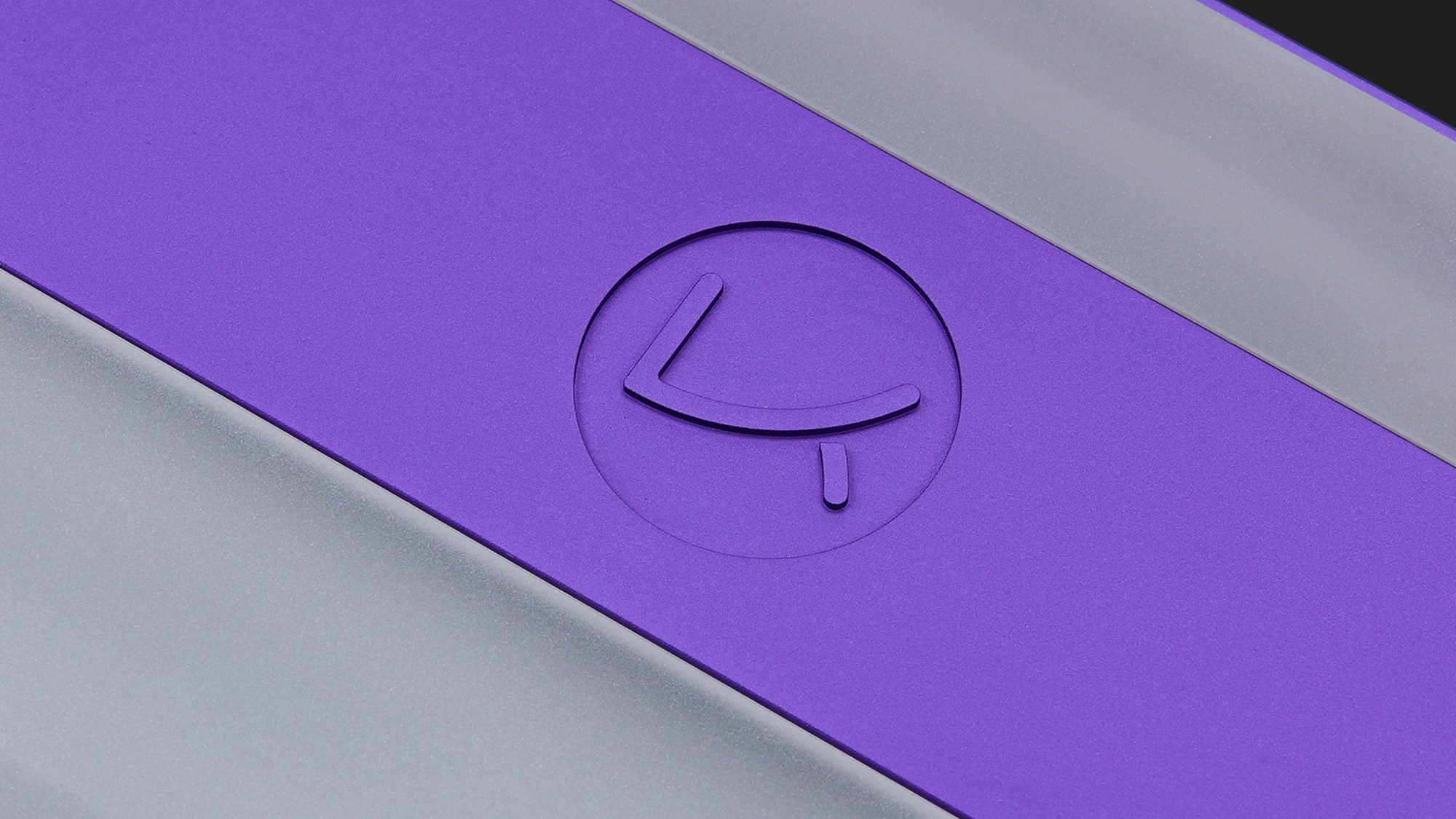 D84 V2 Gasket Mount 75% Mechanical Keyboard Case Bottom Acrylic Has Light Transmition Fit KBD75 Hot Swap PCB And Soldered PCB D84 V2 Gasket Mount 75% Mechanical Keyboard Case Bottom Acrylic Has Light Transmition Fit KBD75 Hot Swap PCB And Soldered PCB