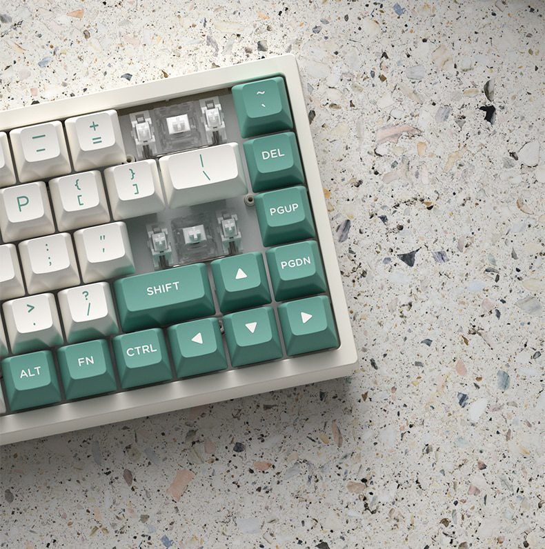 FL·ESPORTS FL680 Three-Mode Mechanical Keyboard 68 Keys RGB Hot-Swappable 2.4G Wireless Bluetooth Wired Win/Mac/iPad